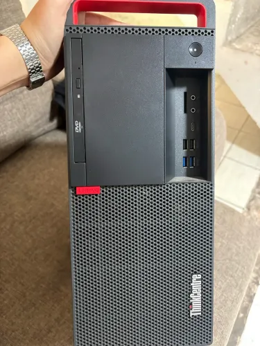 Lenovo ThinkCentre M920T