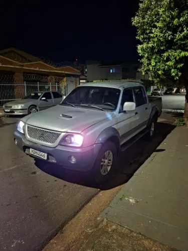 Mitsubishi L200 Outdoor HPE 2.5 4X4 CD T.dies. Mec. 2007