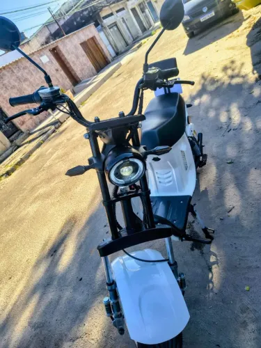 Scooter X14 modelo alto, muito nova