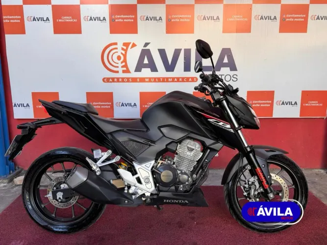 Honda CB 300F Twister 300 cc