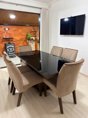 Mesa jantar com 6 cadeiras