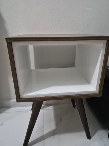 Mesa Lateral Retrô
