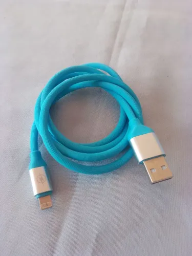Vendo.cabo.iphone.c/USB.zap. *