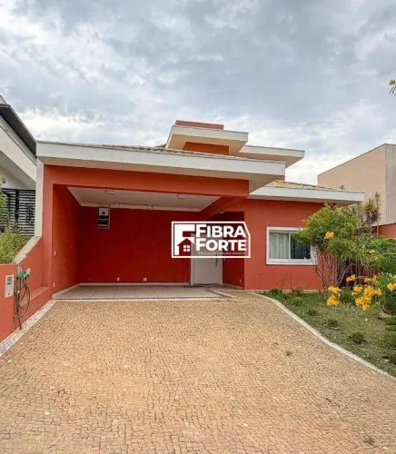 Casa para locação Swiss Park, rua tranquila e muito verde no entorno com 3 suítes
