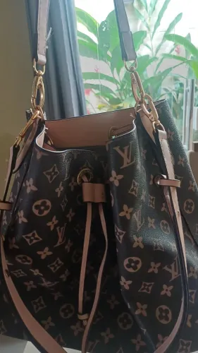 Bolsa linda e elegante