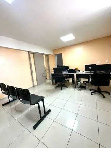 Prédio Comercial Mobiliado para Aluguel no Centro de Teresina (PI)