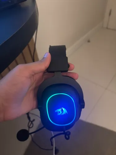 Headset REDRAGON,mouse REDRAGON,mousepad 