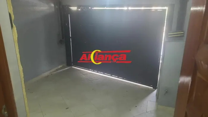 SOBRADO INDIVIDUAL PARA ALUGAR COM 190M², 03 QUARTOS, SUÍTE, 01 VAGA, JD SANTA MENA - GUAR