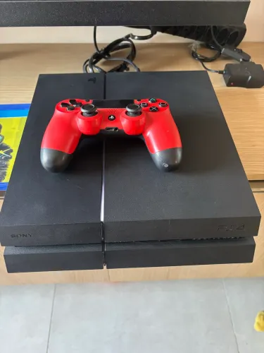PS4 usado/revisado + 1 controle + 3 jogos