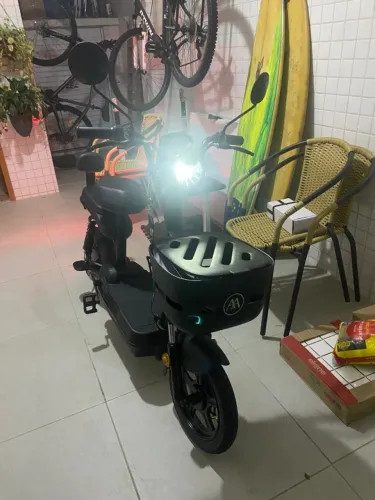 Scooter Elétrica - Aima Mini Kuyan