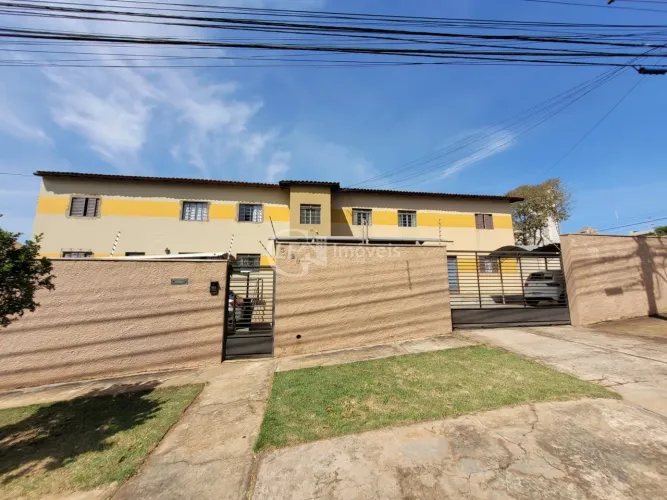 Apartamento à venda em Campo Grande-MS, no Monte Castelo: 3 quartos, 2 salas, 2 banheiros,