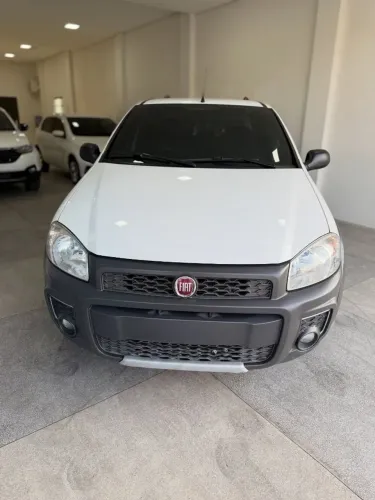 Fiat Strada Adventure1.8/ 1.8 Locker Flex CD 2016