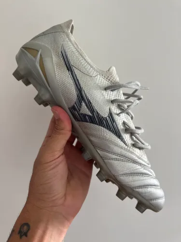 Chuteira Mizuno Morelia Neo Beta Japan