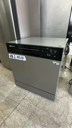 Lava louças 8 serviços Electrolux