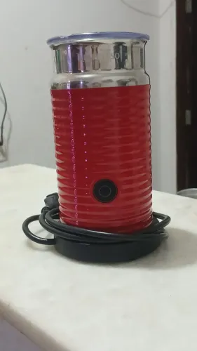 Espumador de leite elétrico