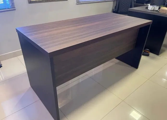 MESA DE ESCRITÓRIO 1.50 LONDON LOJA IKONOFFICE