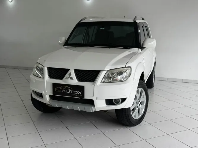 Mitsubishi Pajero TR4 2.0/ 2.0 Flex 16V 4X4 Aut. 2011