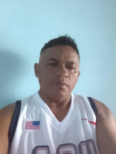 Ajudante de pedreiro 