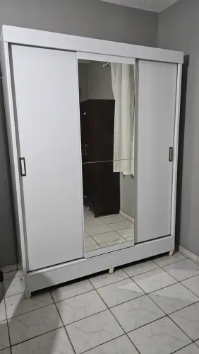 Vendo Guarda Roupa de Casal