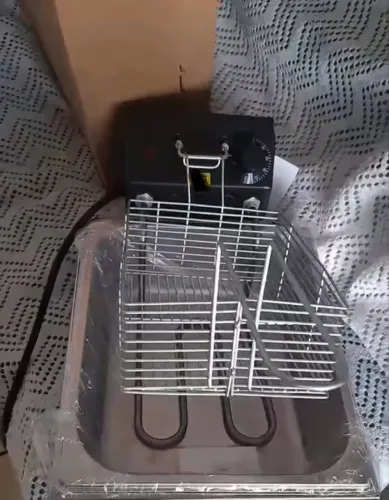 Fritadeira elétrica quadrada 5 l 220 watts por R$60 R$360 em Santa Maria retirada