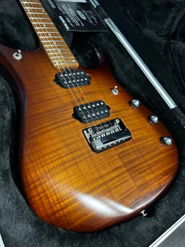 Guitarra Music Man JP15 BFR Sahara Burst
