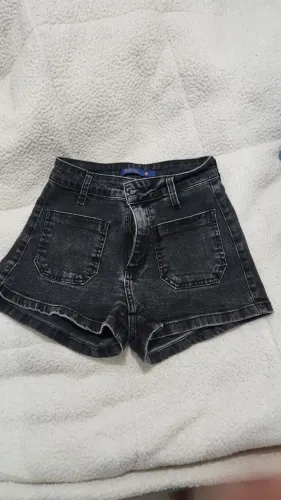 Short jeans