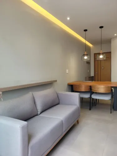 Sofa de linho cinza 2 lugares