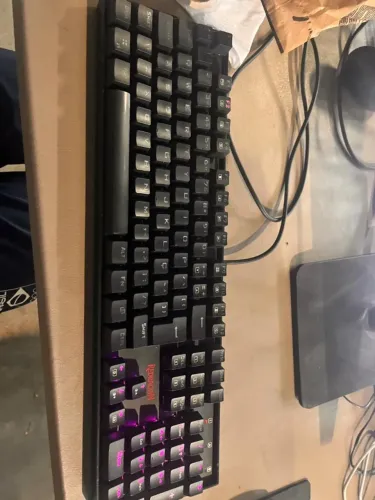 Teclado Mecânico Gamer Redragon Mitra Red K551