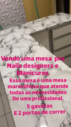 Vendo mesa pra manicure lindíssima essa é a mesa dos seus sonho é com lindo preço