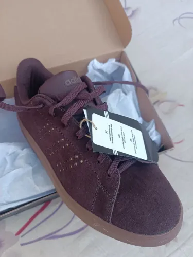 Tênis Adidas Advantage original n. 40