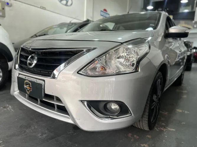 Nissan Versa Unique 1.6 16V Flexstart 4P Aut. 2018