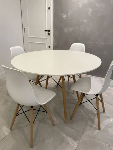 Para retirar até dia 18/07 de manhã: Mesa e Cadeiras Tokstok