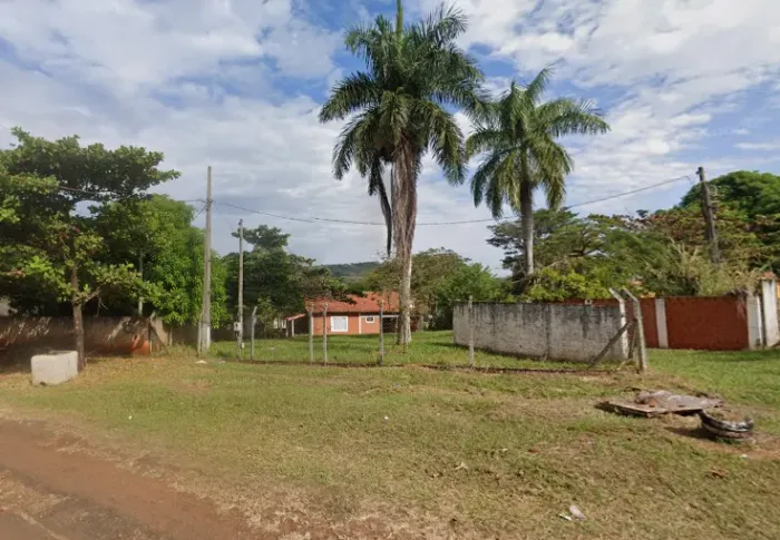 CHACARA EM PRIMEIRO DE MAIO