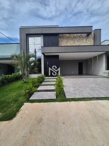 Condomínio Jardim Piemonte - Casa com 03 suítes, escritório e piscina no Condomínio Piemon