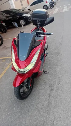 Honda PCX 160 único dono, para pessoas exigentes.