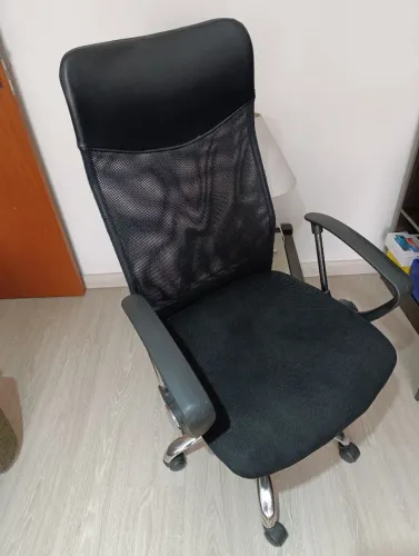 Cadeira de escritório ( PRESIDENTE )