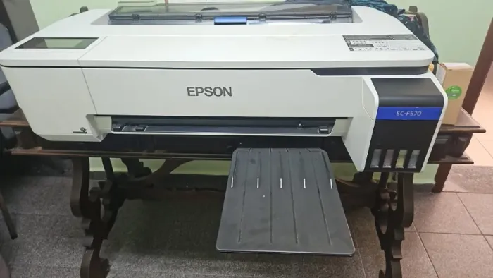 Impressora de Sublimação Epson SureColor SC-F570 24 polegadas Usada
