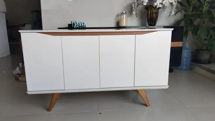 Vendo um aparador 100% MDF MONEIS PROVÍNCIA