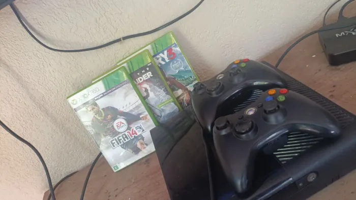 Troco Xbox 360 Por PS3 ou PS2 Desbloqueado Com Volta