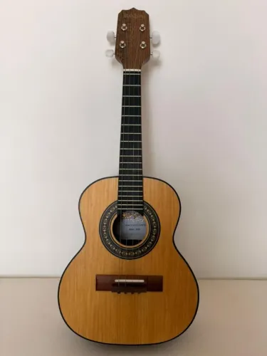 Cavaquinho Rozini RC 10 Estudante