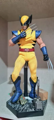 Wolverine Sideshow 1/6 = Hot toys Head Hugh Jackman com garras de Metal