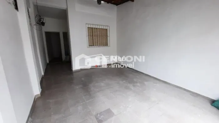 Aluguel Casa 2 Dormitórios Região Central de Jacareí