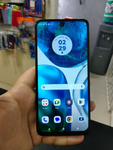 Moto g52