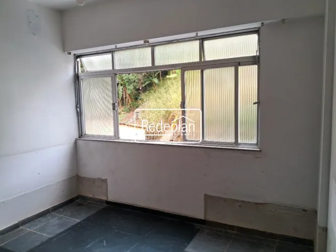 Excelente Sala Comercial no Centro de Barra Mansa