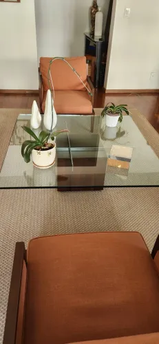 Mesa de centro tampo vidro 1,15 X 1,15 - German - usada