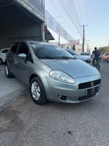 Fiat Punto Attractive 1.4 Fire Flex 8V 5P 2011