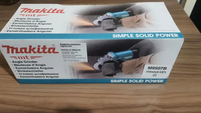 Lixadeira Esmerilhadeira Makita nova 