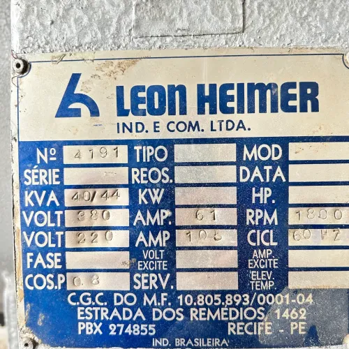 Grupo gerador 44 kVA MWM automático