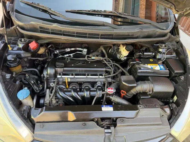 Hyundai HB20S Premium 1.6 Flex 16V Aut. 4P 2014