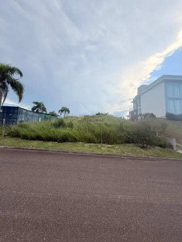Terreno à venda com 450,00 m², bairro Roçado - São José SC REF: 1955482